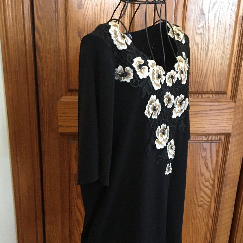 Susan Graver Top with Cute Flowers on Front